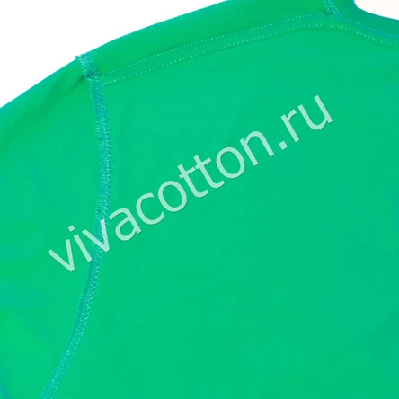 Футболка большая зеленого цвета